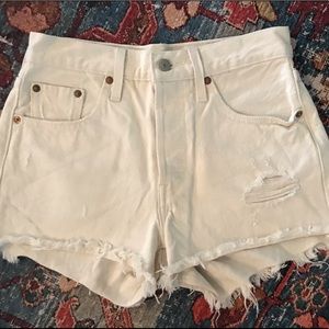 Levi’s 501 High-Rise Women’s Shorts | Size: 25